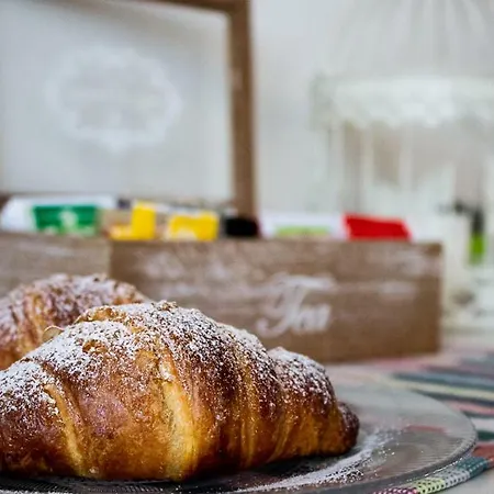 La Genesa Bed & Breakfast *