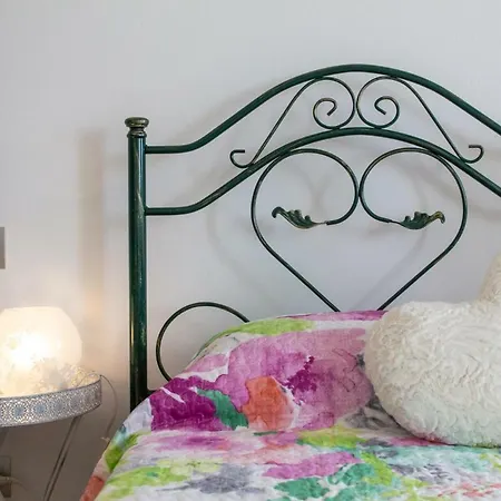 La Genesa Bed & Breakfast *